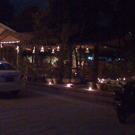 Green Land Motel Bagan Buitenkant foto